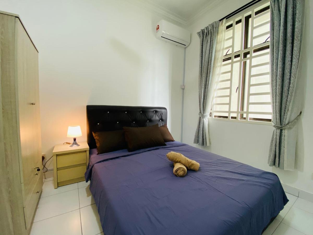 Cozy 1-10 Pax 4Qbeds 2Sbeds Shah Alam Sec7, I-City Екстериор снимка